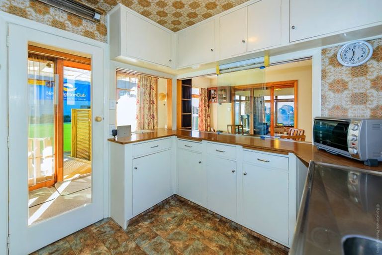 Photo of property in 205 Marine Parade, New Brighton, Christchurch, 8083