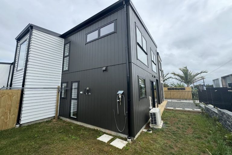 Photo of property in 1/30 Wellesley Road, Mangere Bridge, Auckland, 2022