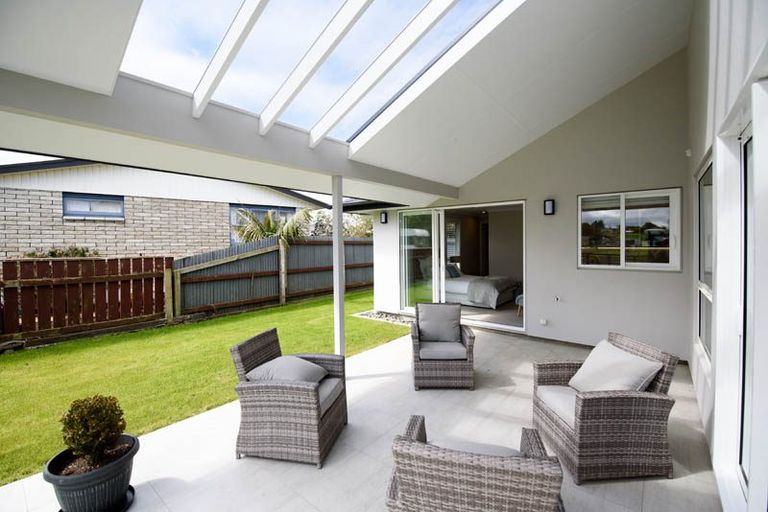 Photo of property in 152 Fitzherbert Avenue, Castlecliff, Wanganui, 4501