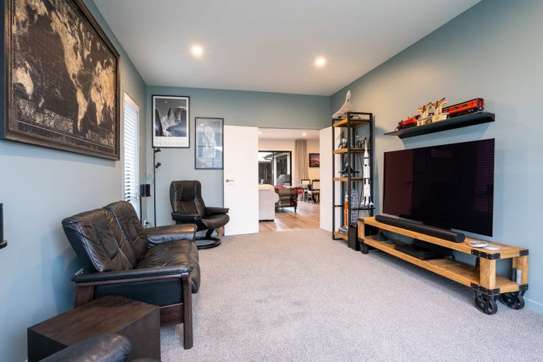 Photo of property in 13 Webber Street, Cambridge, 3434