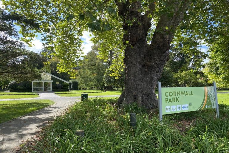 Photo of property in 709 Roberts Street, Hastings, 4122