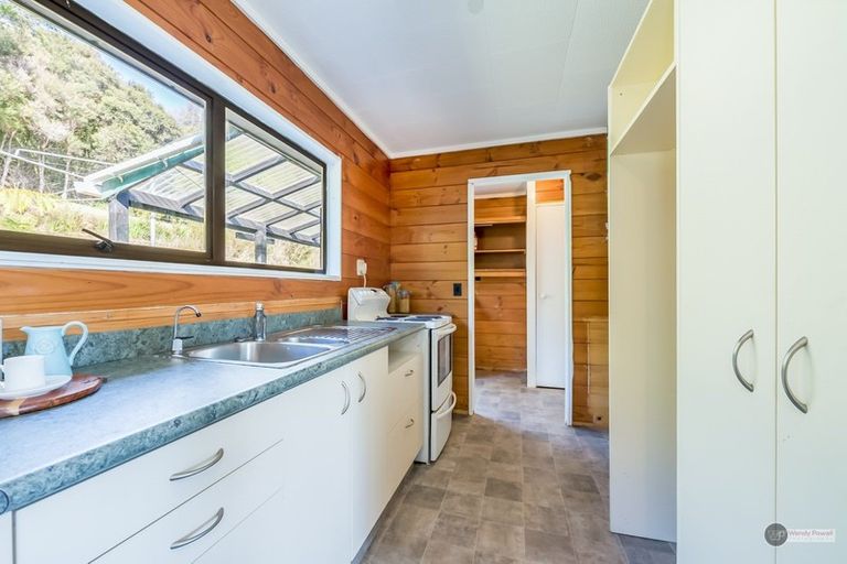 Photo of property in 64 Castlerea Street, Wainuiomata, Lower Hutt, 5014