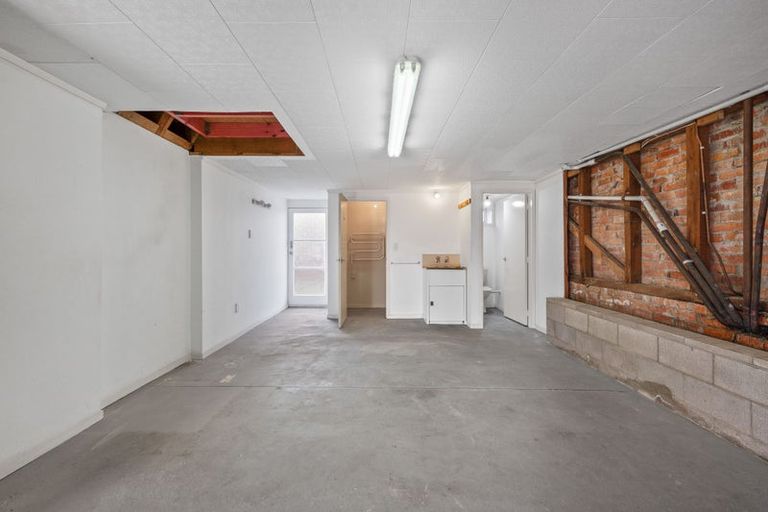 Photo of property in 1/53 Uxbridge Road, Mellons Bay, Auckland, 2014