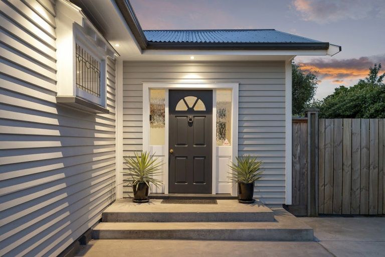 Photo of property in 55 Jeffreys Road, Fendalton, Christchurch, 8052