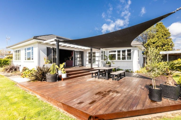 Photo of property in 709 Grove Road, Mayfair, Hastings, 4122