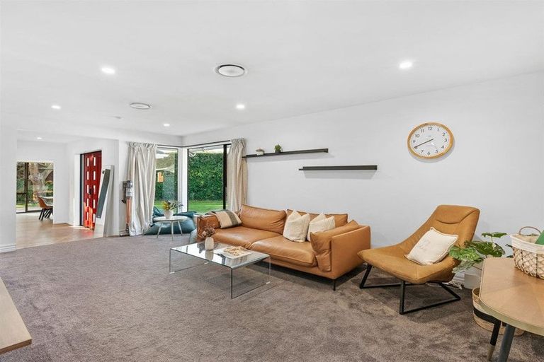 Photo of property in 33 Everest Street, Burnside, Christchurch, 8053