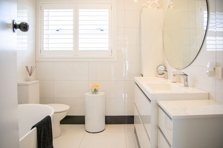 Photo of property in 25 Robinson Road, Whitianga, 3510