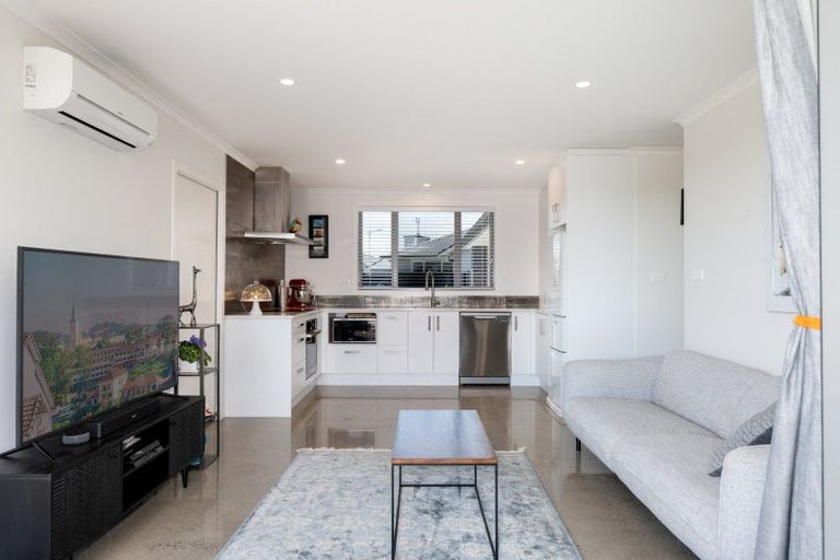 Photo of property in 69 Puhirake Crescent, Pyes Pa, Tauranga, 3112