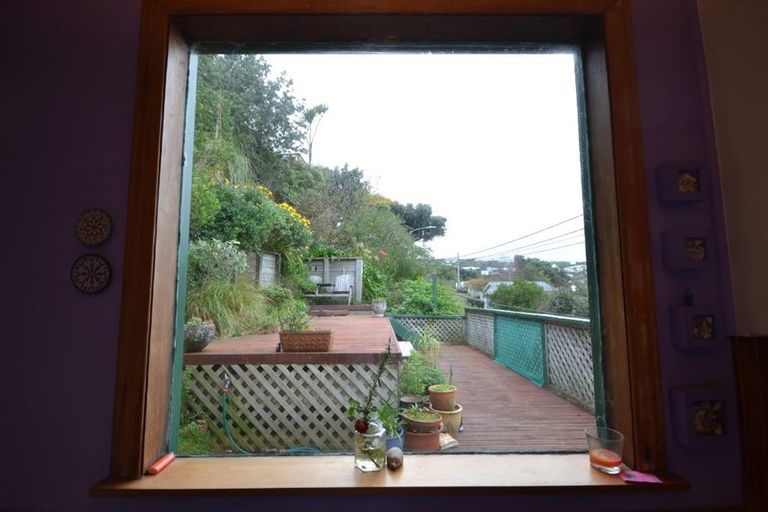 Photo of property in 111 Eden Street, Island Bay, Wellington, 6023