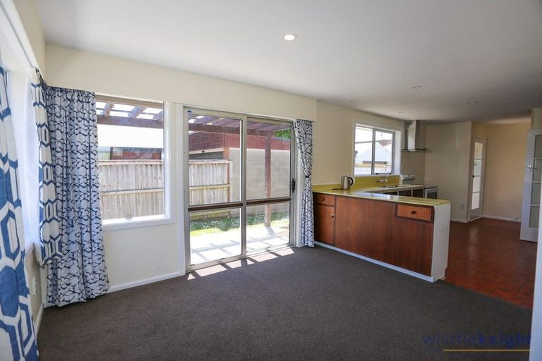 Photo of property in 26 Coniston Avenue, Ilam, Christchurch, 8041