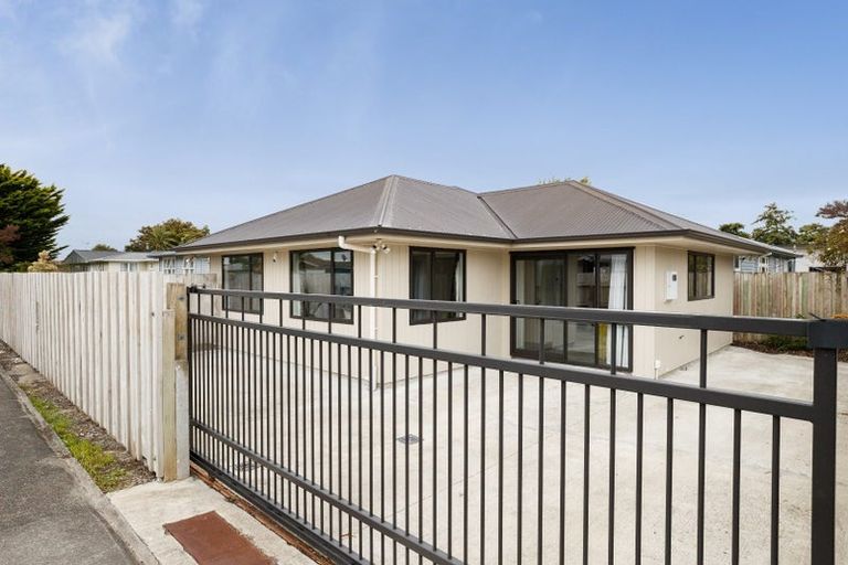 Photo of property in 170 Tremaine Avenue, Westbrook, Palmerston North, 4412