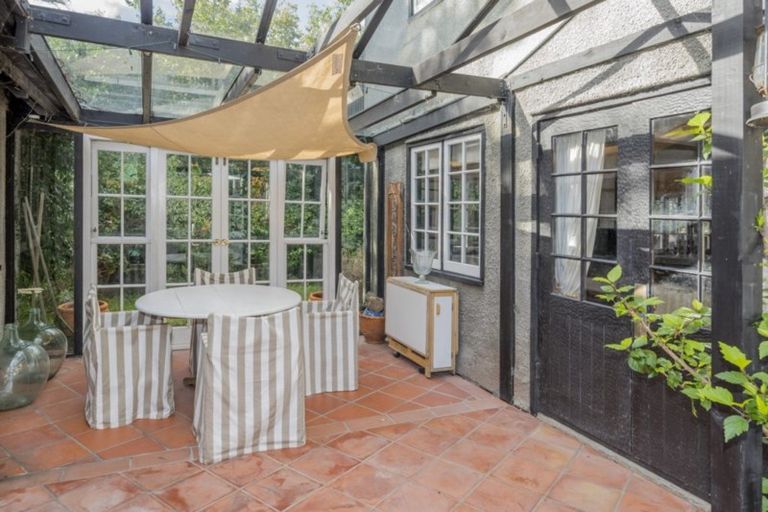 Photo of property in 1 Kohutuhutu Road, Raumati Beach, Paraparaumu, 5032