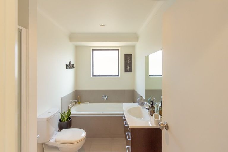 Photo of property in 43b Camellia Avenue, Bell Block, New Plymouth, 4312