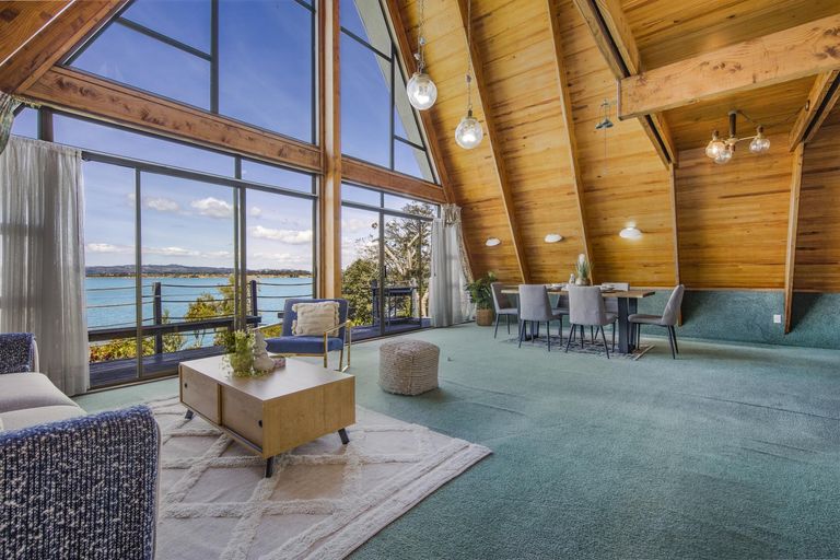 Photo of property in 54 Carnoustie Drive, Wattle Downs, Auckland, 2103