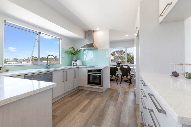 Photo of property in 2/57 Centorian Drive, Windsor Park, Auckland, 0632