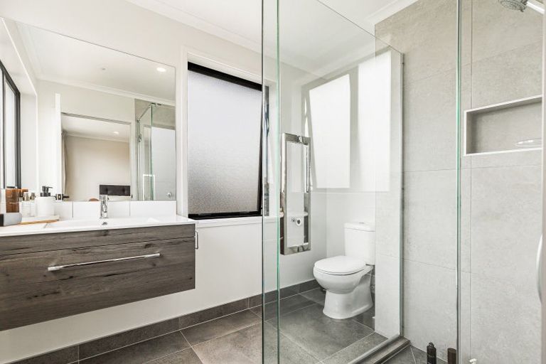 Photo of property in 1/8 Dale Road, Whenuapai, Auckland, 0618