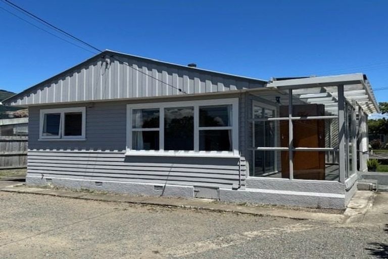 Photo of property in 33 Doran Street, Richmond, 7020