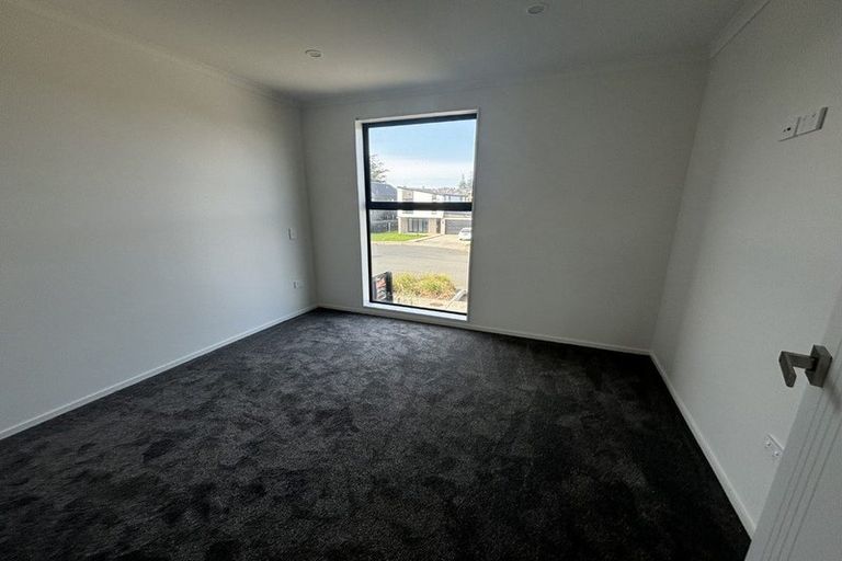 Photo of property in 17 Waikaha Street, Pokeno, 2472