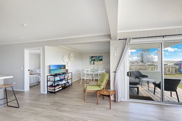 Photo of property in 1929 Ngunguru Road, Ngunguru, Whangarei, 0173