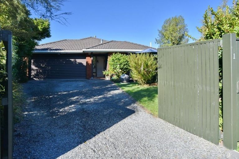 Photo of property in 1 Lacy Gate Place, Woodend, 7610