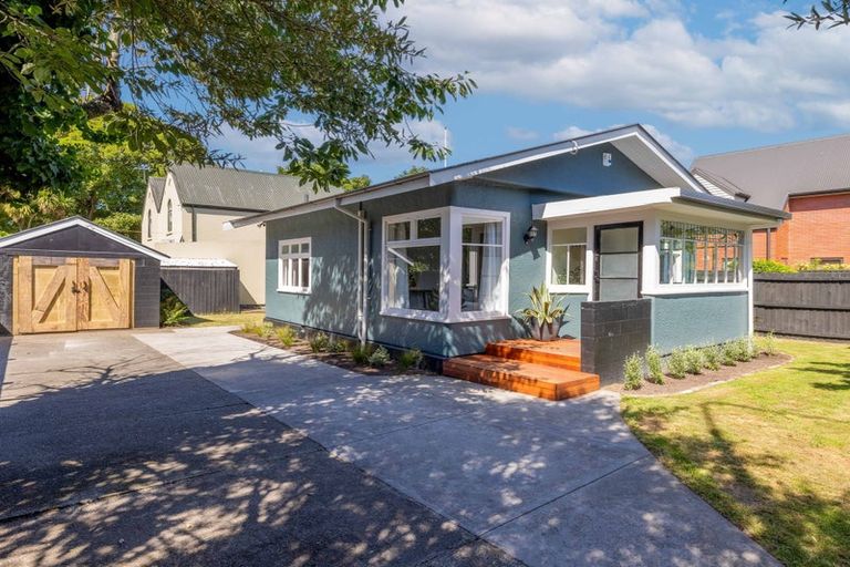 Photo of property in 114 Strickland Street, Sydenham, Christchurch, 8023