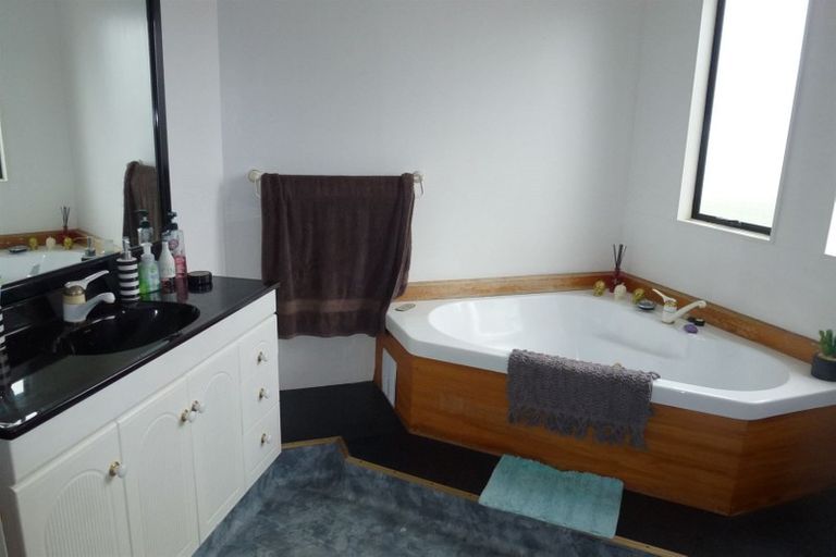 Photo of property in 12 Shelley Street, Greymouth, 7805