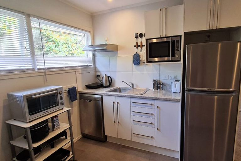 Photo of property in 43 Sharon Road, Waiake, Auckland, 0630