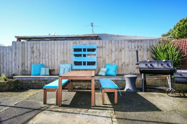 Photo of property in 106 Dominion Road, Papakura, 2110