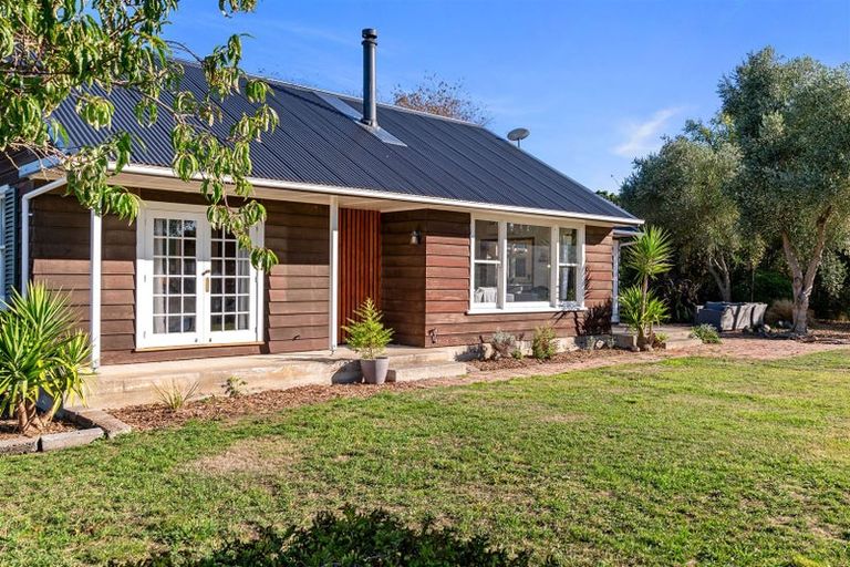 Photo of property in 810 Hoskyns Road, West Melton, Christchurch, 7675