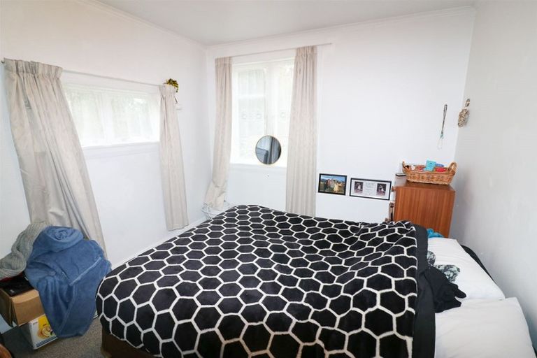 Photo of property in 1 Albert Street, Dannevirke, 4930