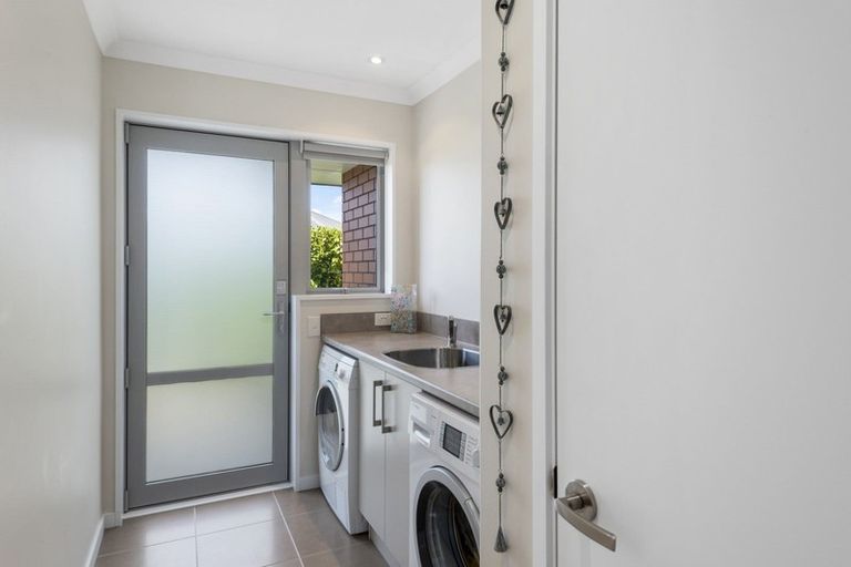 Photo of property in 5 Bennington Way, Wigram, Christchurch, 8042