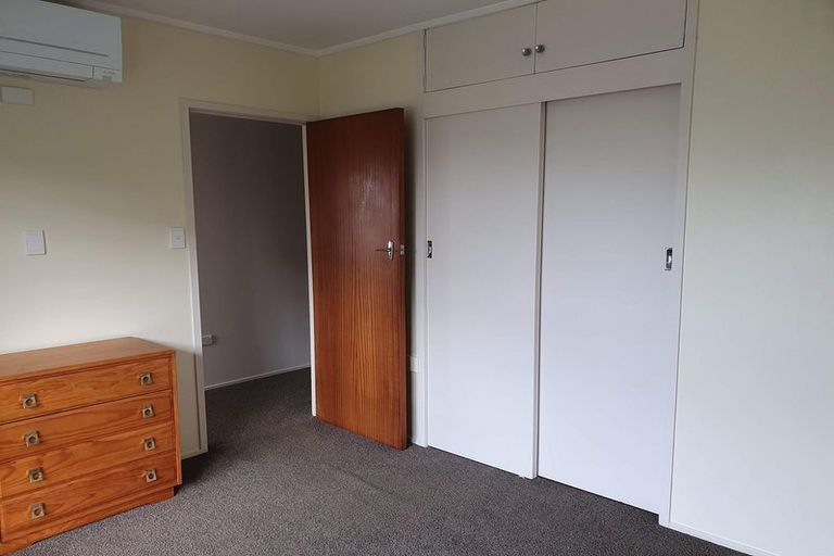 Photo of property in 1/41 Chequers Avenue, Glenfield, Auckland, 0629