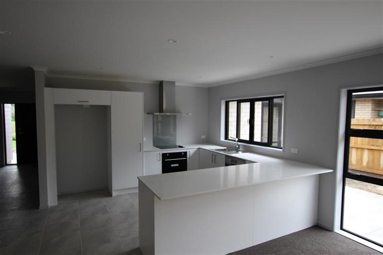 Photo of property in 37 Moira Drive, Tuakau, 2121