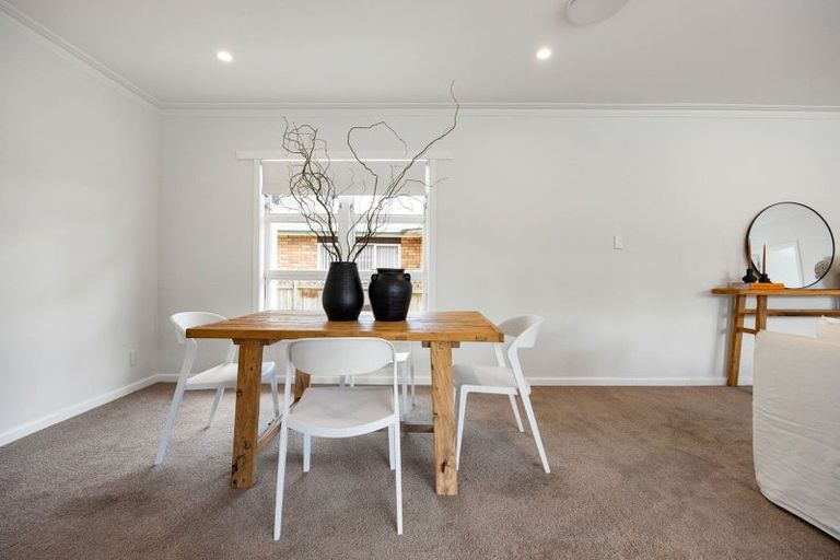 Photo of property in 36 Grey Street, Cambridge, 3434