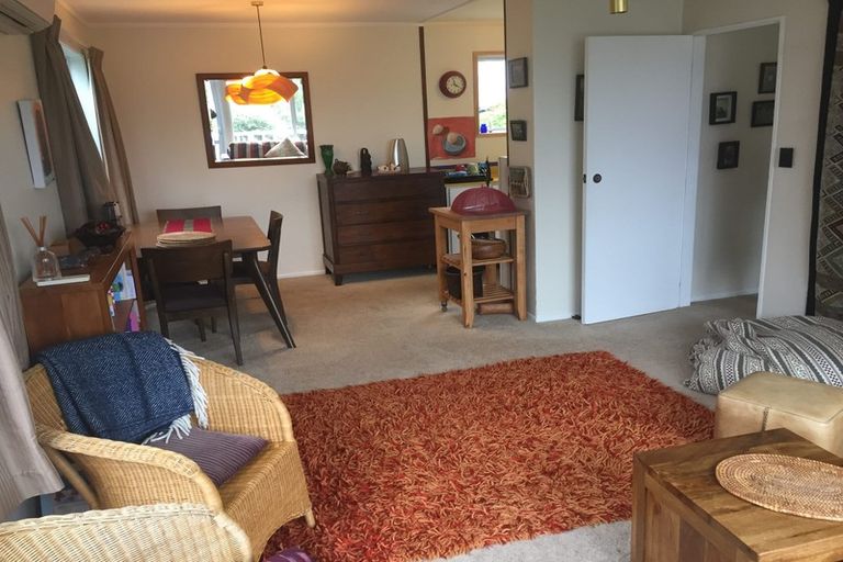 Photo of property in 93b Allington Road, Karori, Wellington, 6012