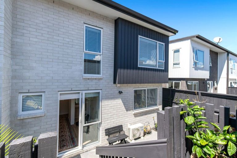 Photo of property in 169 Millwater Parkway, Silverdale, 0932