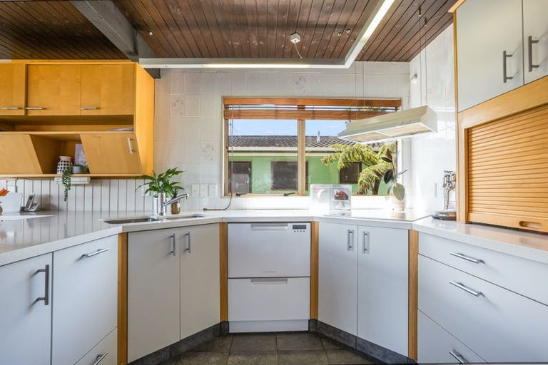 Photo of property in 86 Tweed Road, Papakowhai, Porirua, 5024