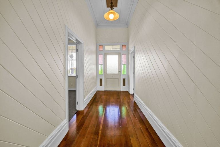 Photo of property in 5317 Mountain Road, Eltham, 4398