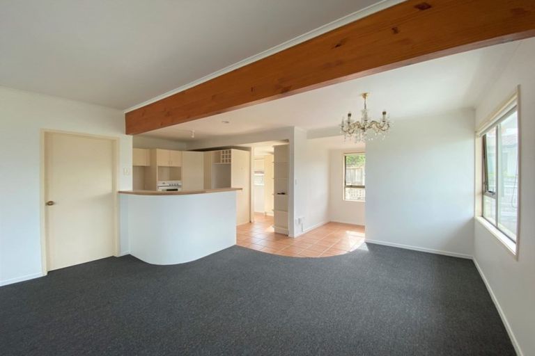 Photo of property in 26 Devon Road, Bucklands Beach, Auckland, 2012