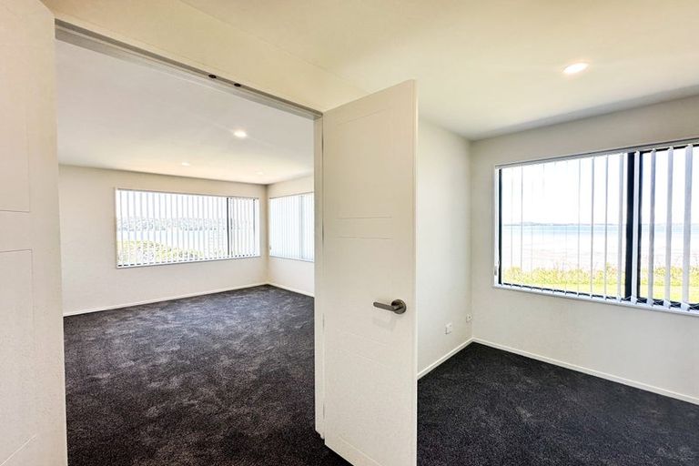 Photo of property in 2 Turbine Way, Hobsonville, Auckland, 0616