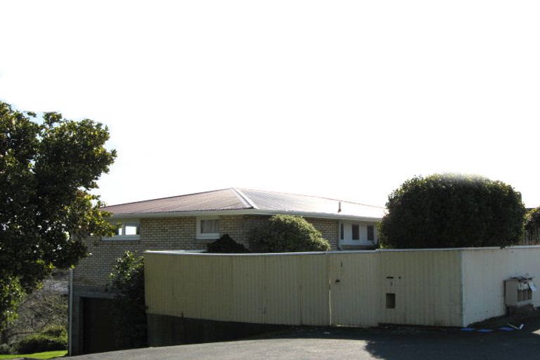 Photo of property in 2a Turehu Street, Merrilands, New Plymouth, 4312