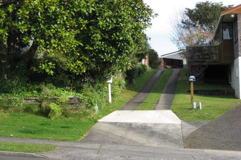 Photo of property in 14a Puketotara Street, Highlands Park, New Plymouth, 4312