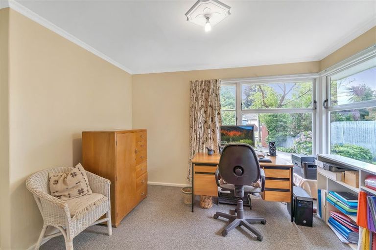 Photo of property in 14 Pinehurst Crescent, Russley, Christchurch, 8042