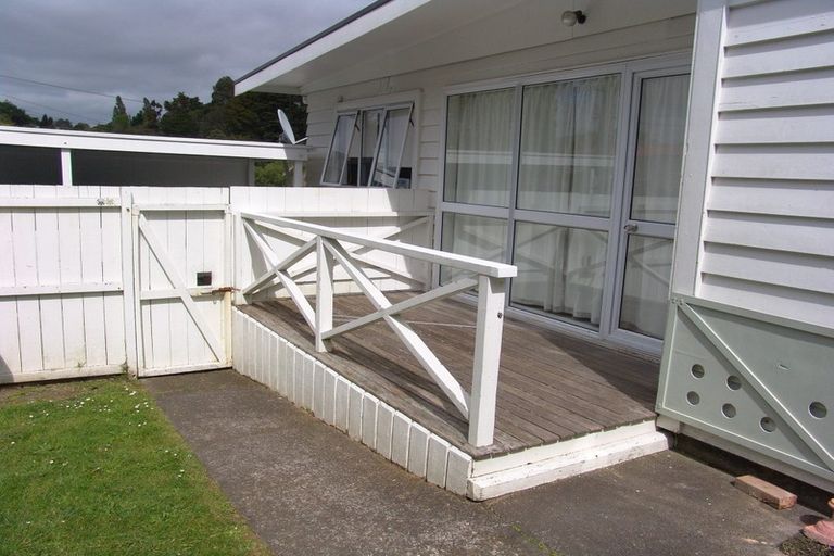 Photo of property in 44 Brandon Road, Glen Eden, Auckland, 0602