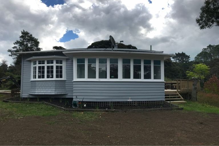 Photo of property in 1245 East Coast Road, Redvale, Albany, 0794