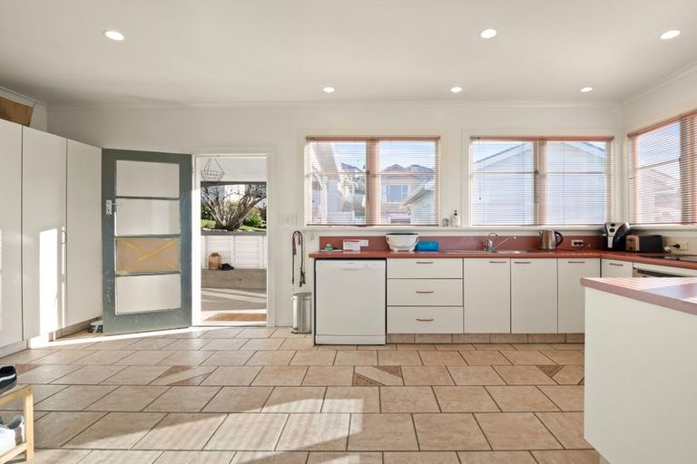 Photo of property in 35 Morrison Street, Caversham, Dunedin, 9012