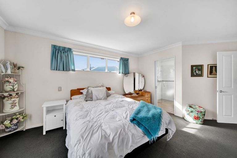 Photo of property in 18 Victoria Street, Hawera, 4610