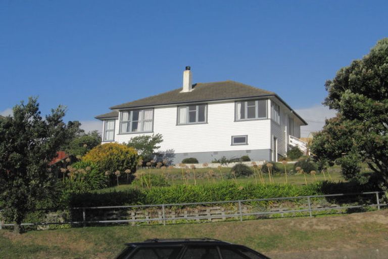 Photo of property in 72 Dimock Street, Titahi Bay, Porirua, 5022