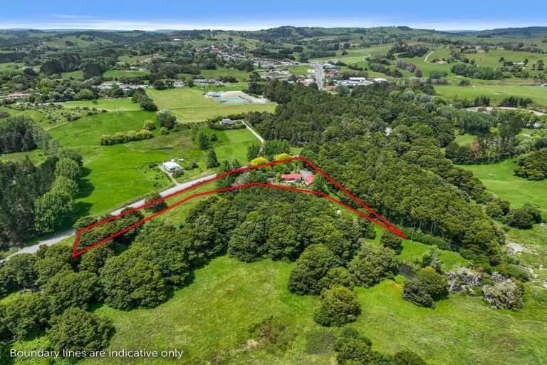 Photo of property in 59 Gibbons Road, Kaiwaka, 0573