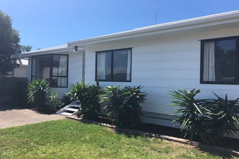 Photo of property in 228 Gravatt Road, Papamoa Beach, Papamoa, 3118